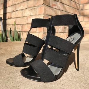 Dial London • High Heel